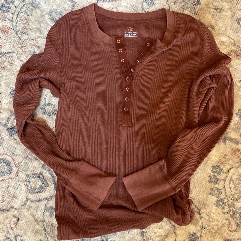 Aerie henley long sleeve shirt